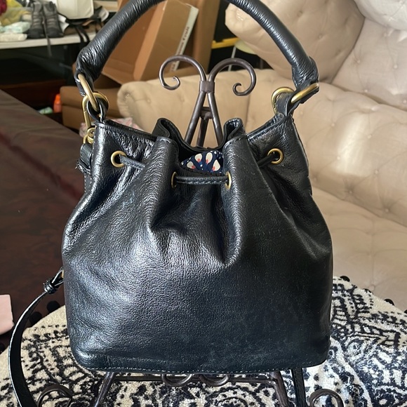 Elliot Lucca black Leather Drawstring Crossbody Shoulder Bag - Picture 2 of 15
